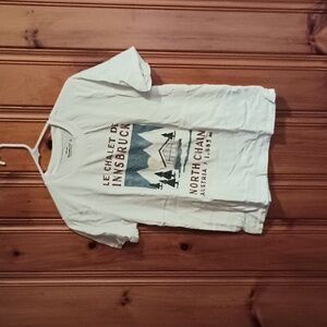 Abercrombie graphic tee